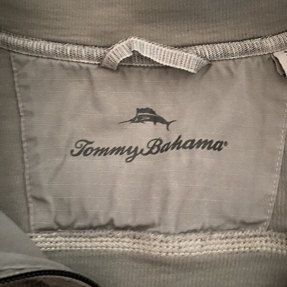 Tommy Bahama Men's Quarter Zip Long Sleeve Pullover - Gray - Size Medium - Picture 3 of 7
